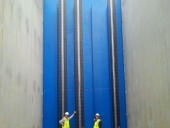 Holandeses constroem canal de ondas e corrente com 300 metros de comprimento