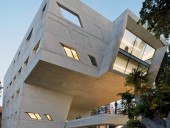 Construção do Edifício do Instituto Issam Fares em Beirute