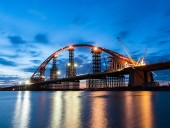 Construção do Trecho Central da Terceira Ponte de Novosibirsk